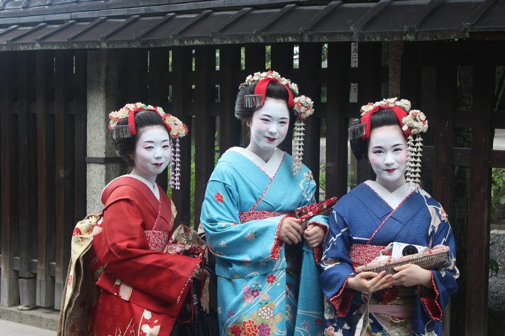 Geishas en el barrio Gion