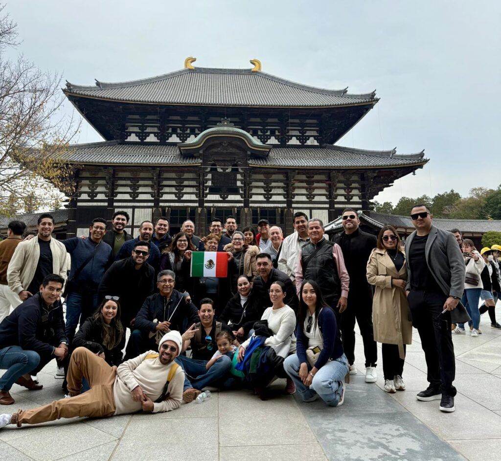 En Jap贸n Viajero, Nara es una parada imprescindible en nuestros tours, porque aqu铆 se entiende realmente qu茅 es Jap贸n.